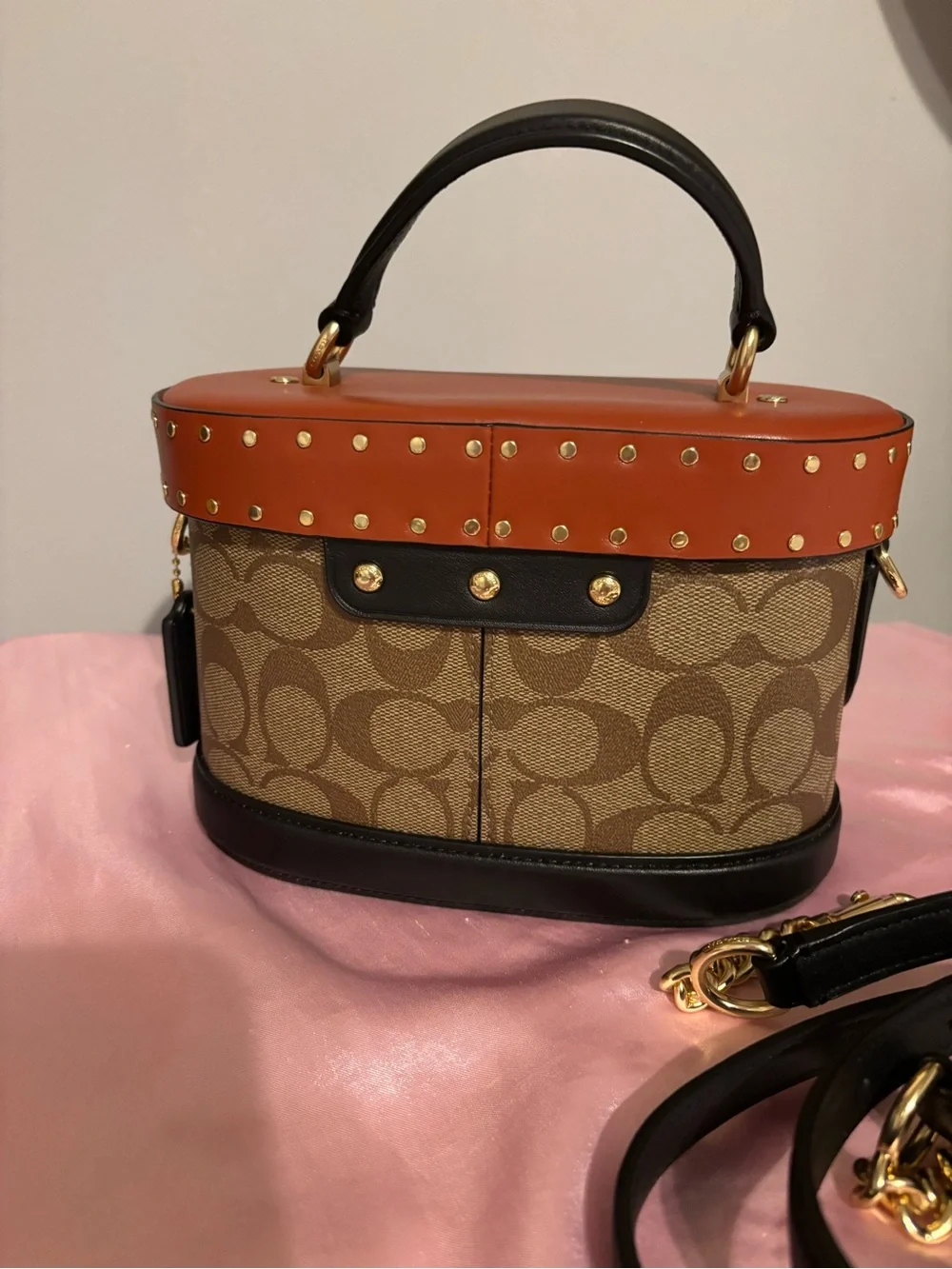 Coach beautiful structured